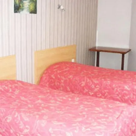 Le Trianon 2*